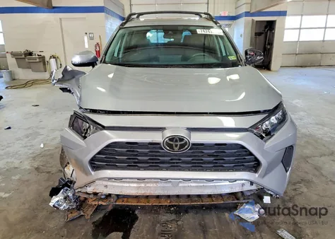 2021 Toyota Rav4 Le z USA, uszkodzony, nr VIN 2T3G1RFV6MC176346